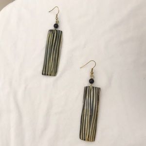 Handmade earrings with recycled materials